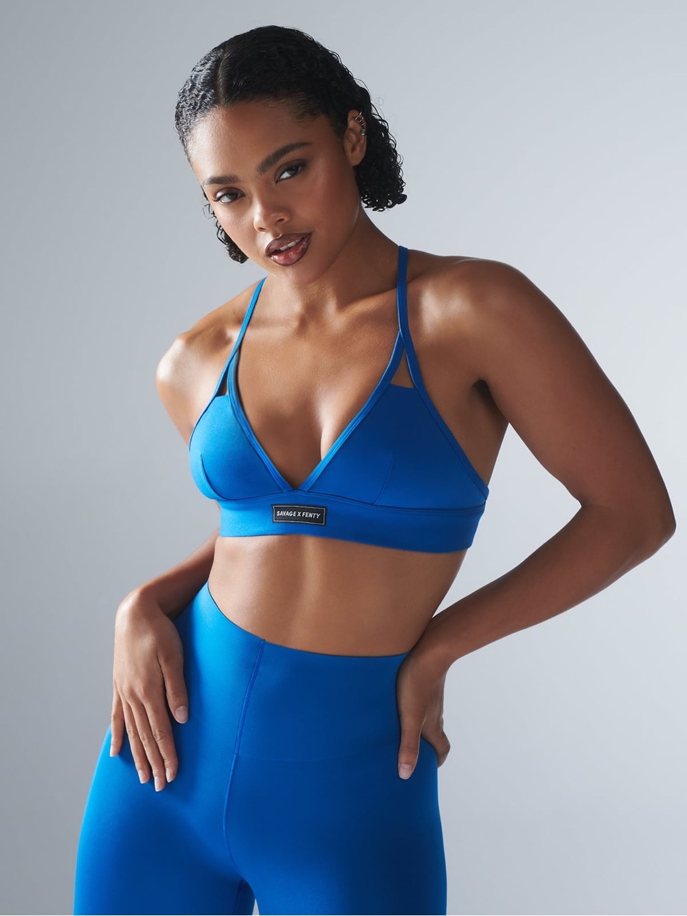 Savage x Fenty SPOTLIGHT LOW-IMPACT SPORTS BRA